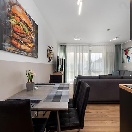 Design Luxus, Vollausstattung, Neubau, 30Min Hbf Leipzig 8, Naehe Flughfaen, Bmw, Dhl, Amazon Apartment Schkeuditz Luaran gambar