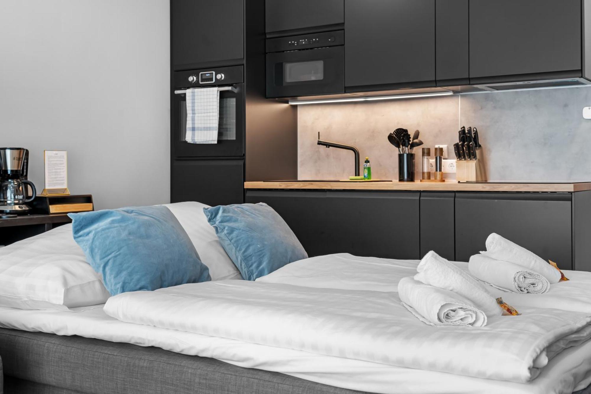 Design Luxus, Vollausstattung, Neubau, 30Min Hbf Leipzig 8, Naehe Flughfaen, Bmw, Dhl, Amazon Apartment Schkeuditz Luaran gambar